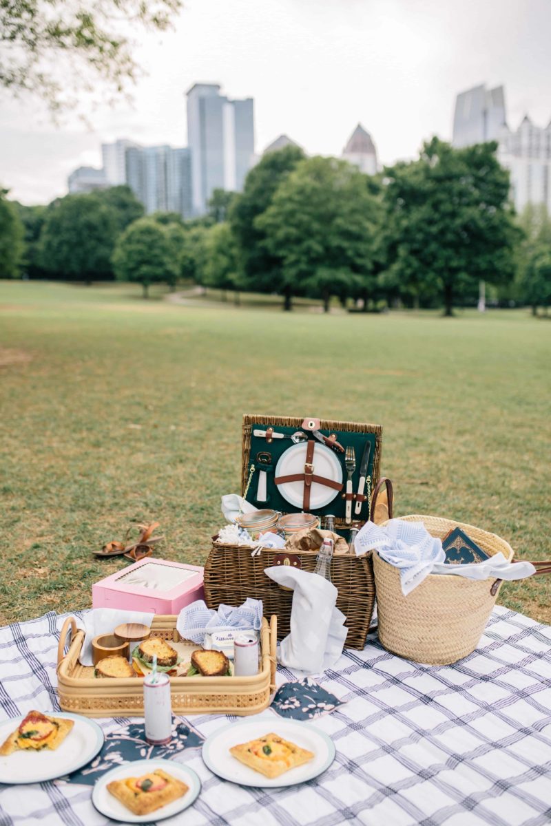 How to Pack for a Picnic