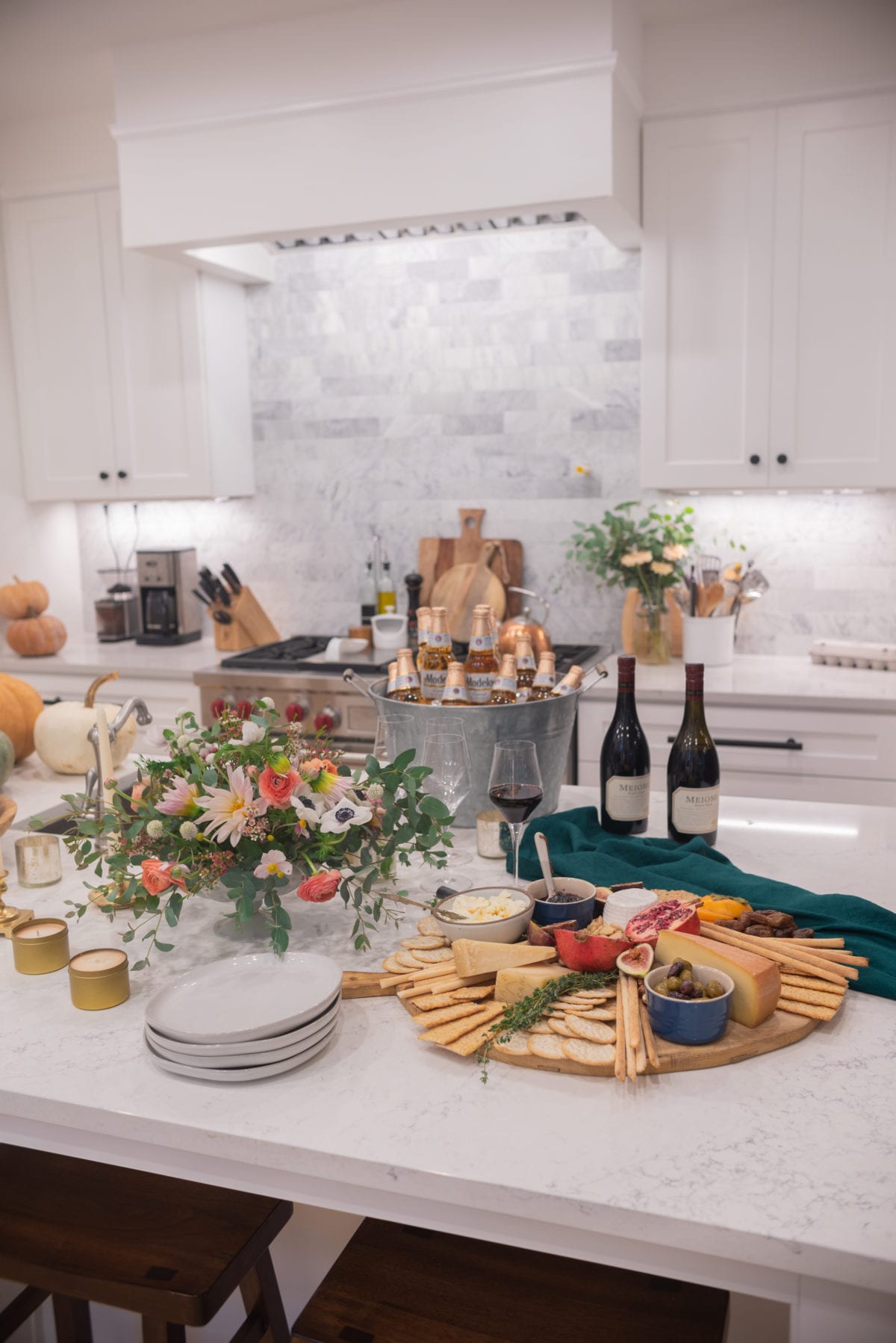 Holiday Entertaining with Meiomi and Modelo