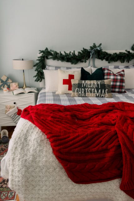 red christmas bedding
