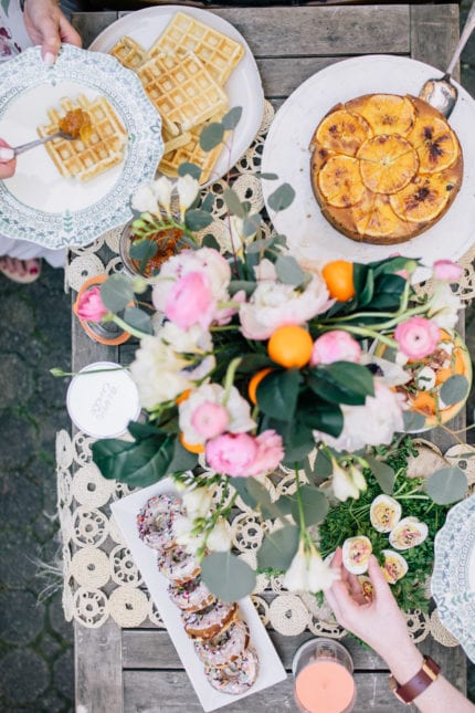 How to Host a Brunch Party