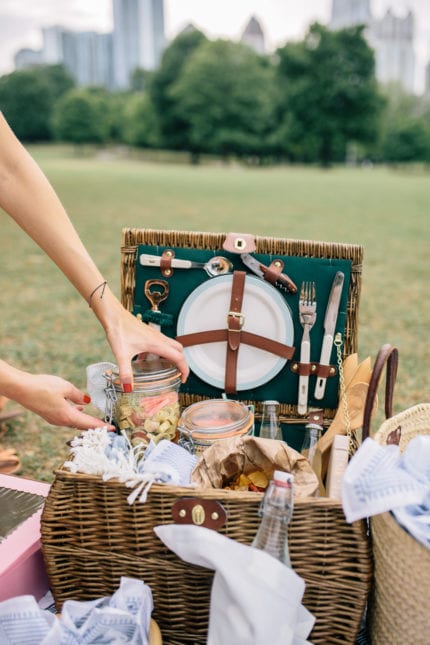 How to Pack for a Picnic