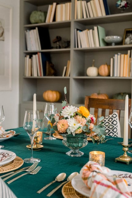 emerald thanksgiving table